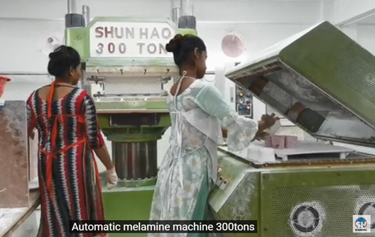 Meilleures ventes! Machine de moulage automatique de vaisselle en mélamine de 300 tonnes